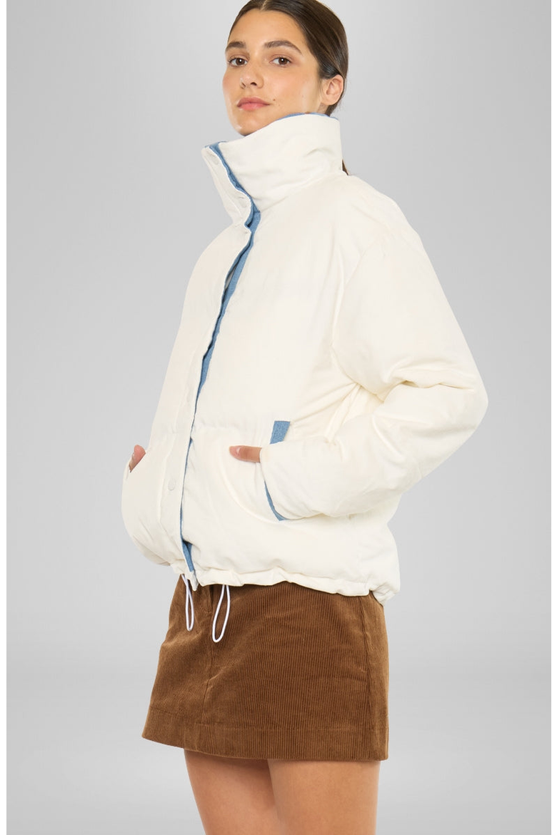 Yerba Relaxed Puffer Jacket, Alternate, color, White / Blue