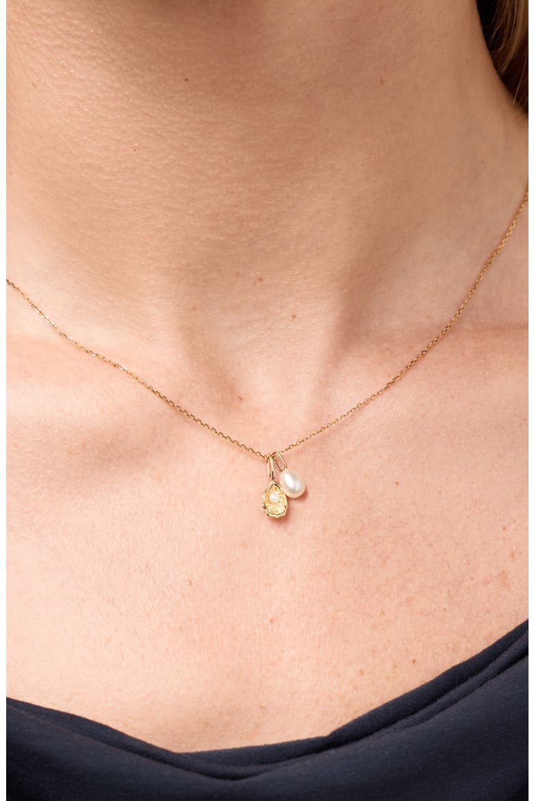 Solid Yellow Gold - Oyster Charm Necklace, Alternate, color, Gold