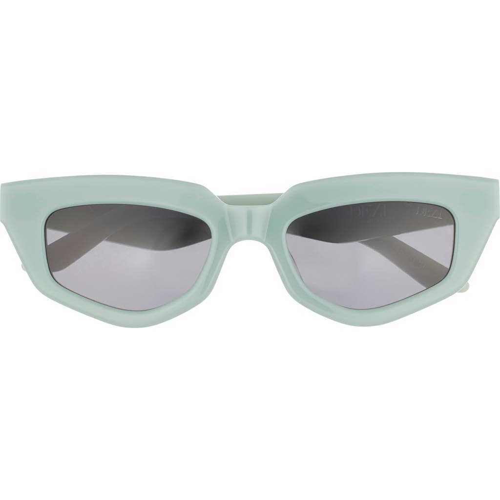 Dezi On Read 49mm Cat Eye Sunglasses In Jade / Dark Smoke