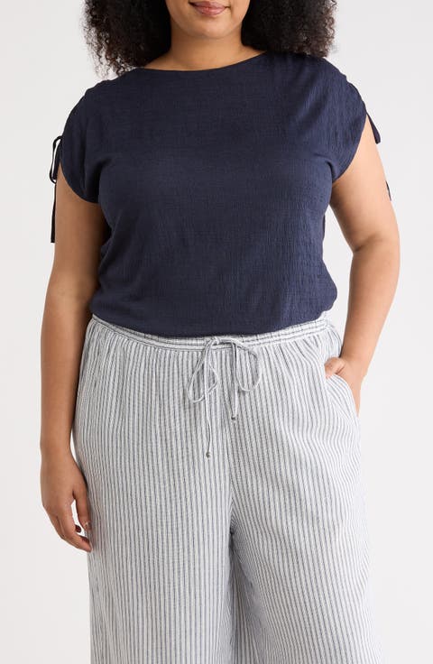Ruched Shoulder Crinkle Knit Top