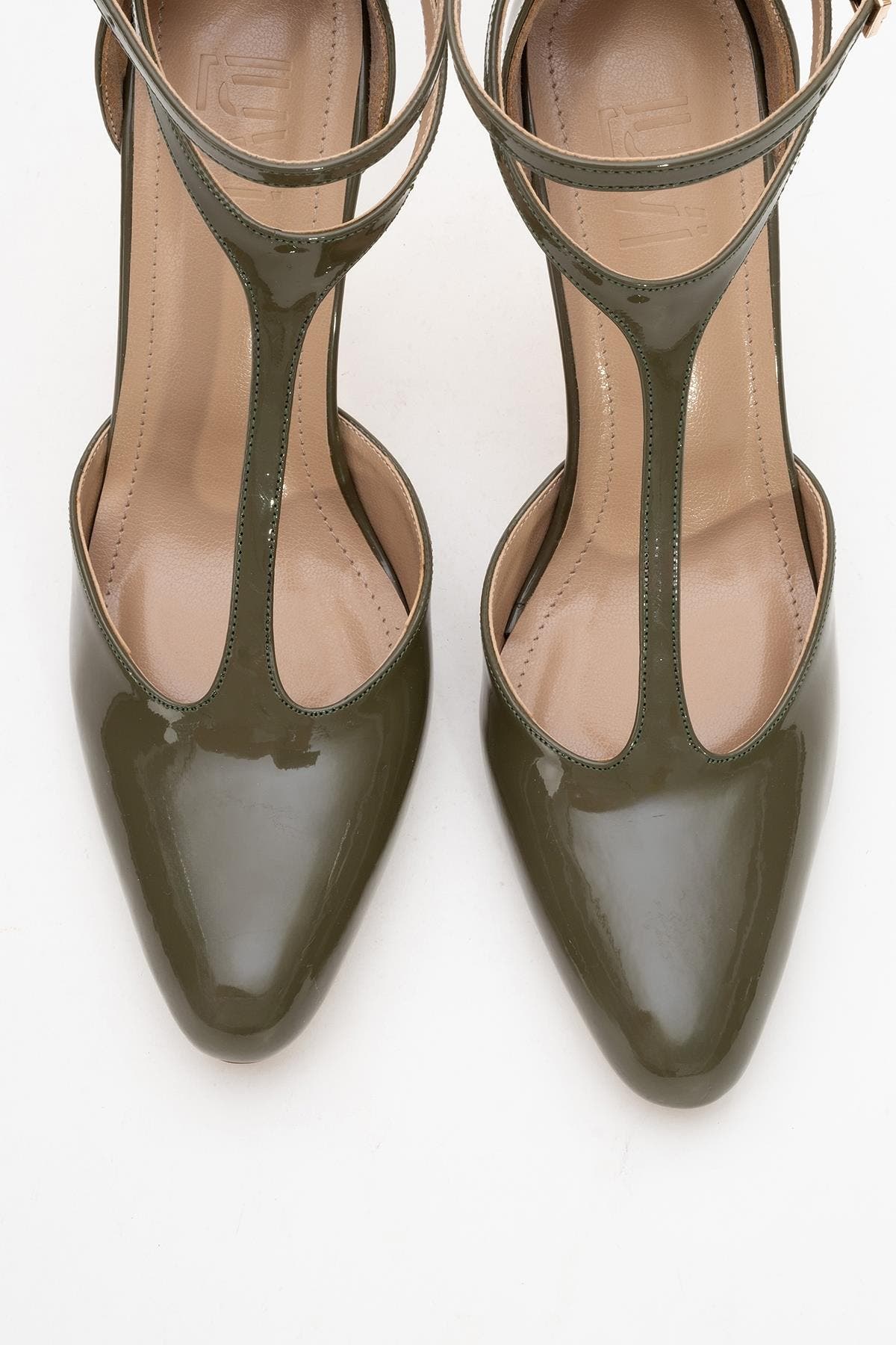 Jon T Strap Pump, Alternate, color, Khaki Patent