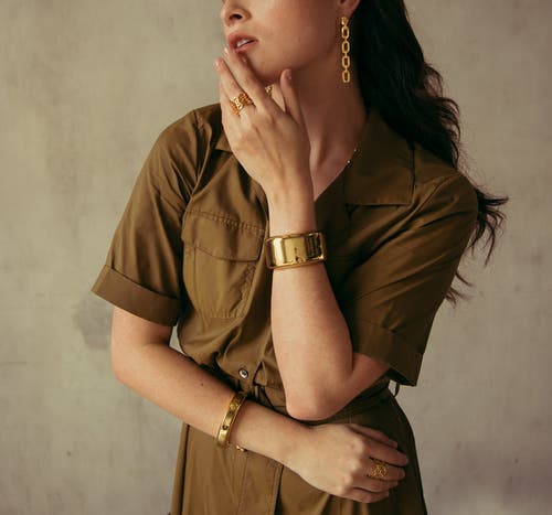 Zarux Modern Day Drop Earrings In Gold