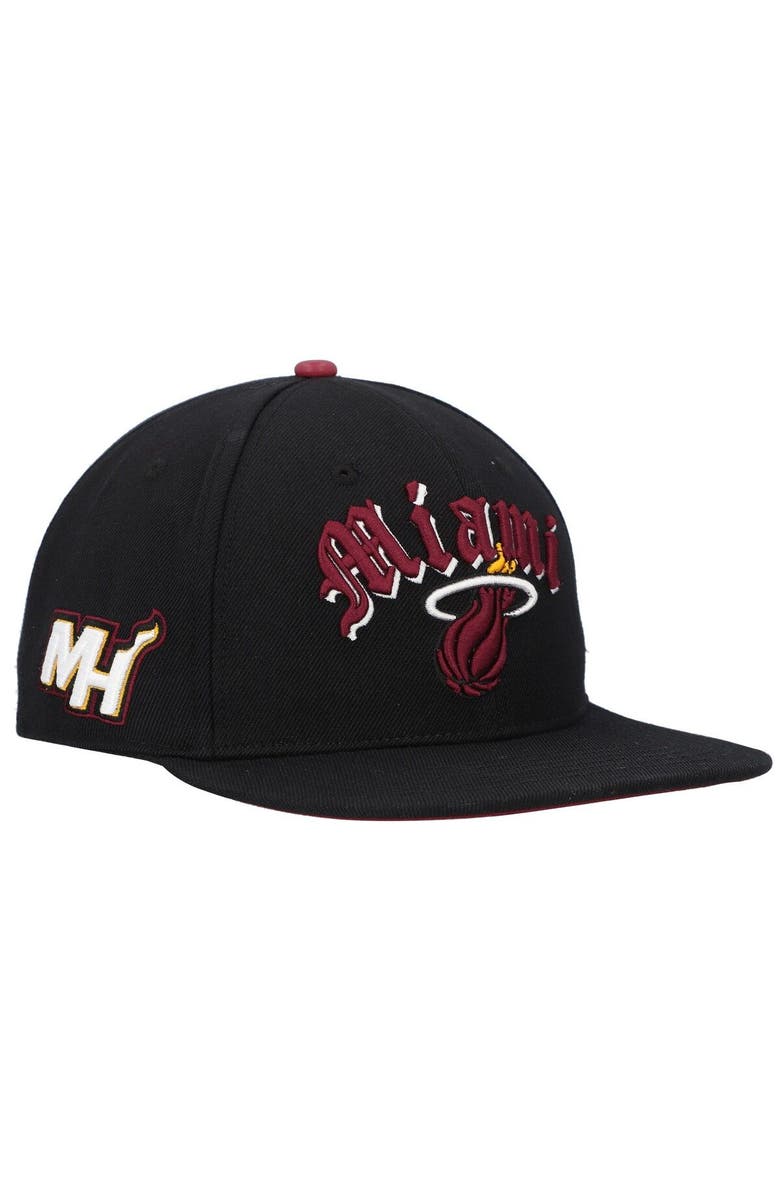PRO STANDARD Men's Pro Standard Black Miami Heat Old English Snapback Hat, Main, color,
