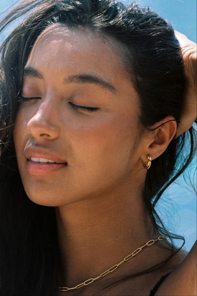 Bold Huggie Hoops, Alternate, color, Gold