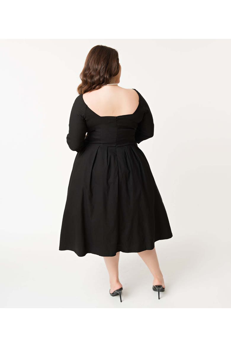 Plus Size Woven Sweetheart Neckline Lamar Swing Dress, Alternate, color, Black