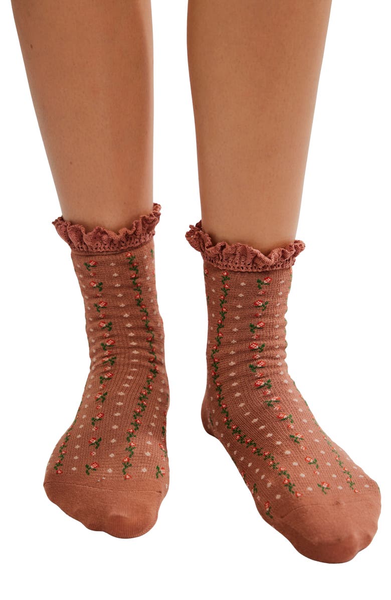 Free People Pack of 3 Ruffle Socks, Alternate, color, Merry And Bright