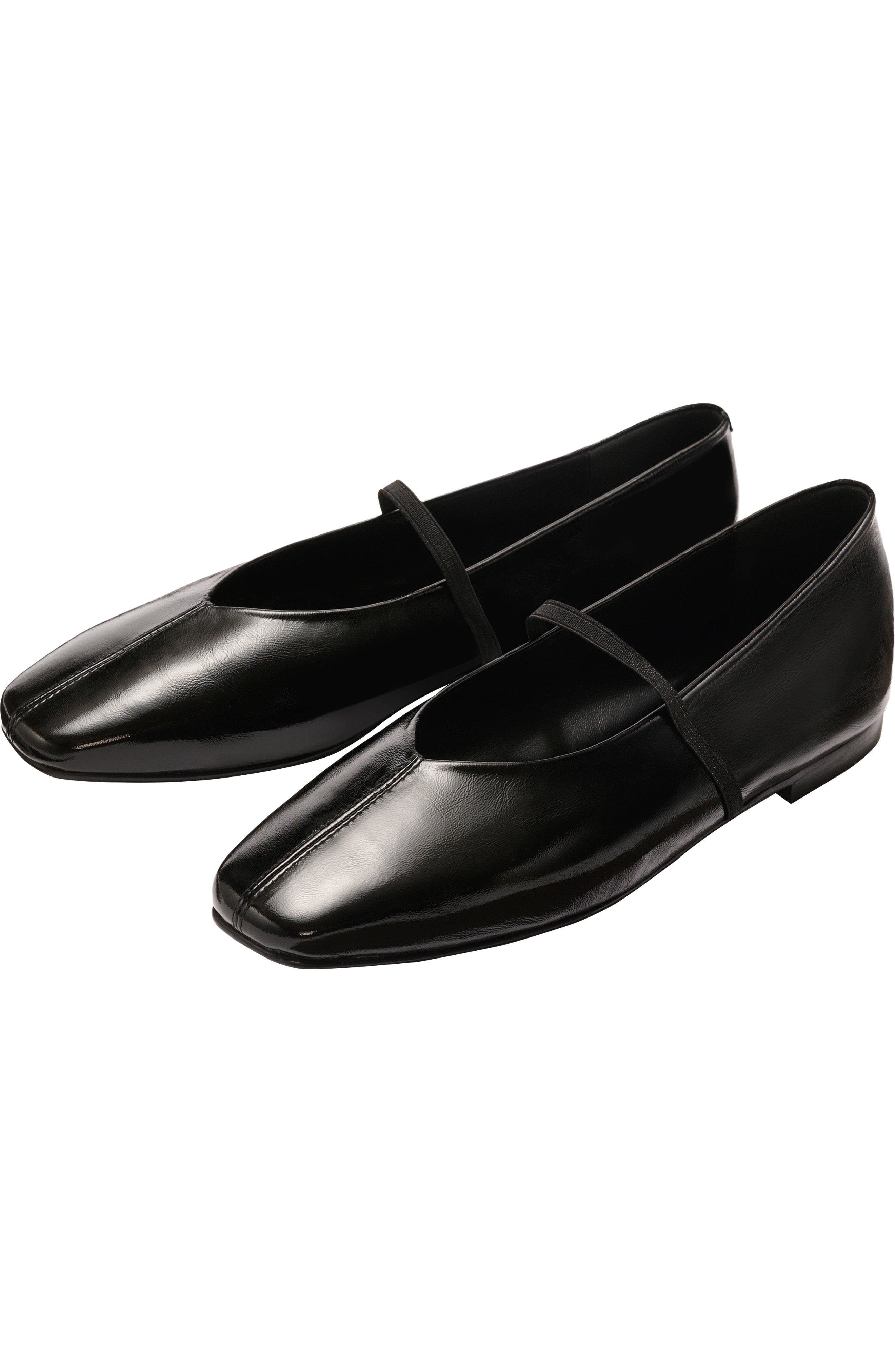 MARGAUX The Phoebe Flats, Alternate, color, Black Crinkle-Gloss Nappa