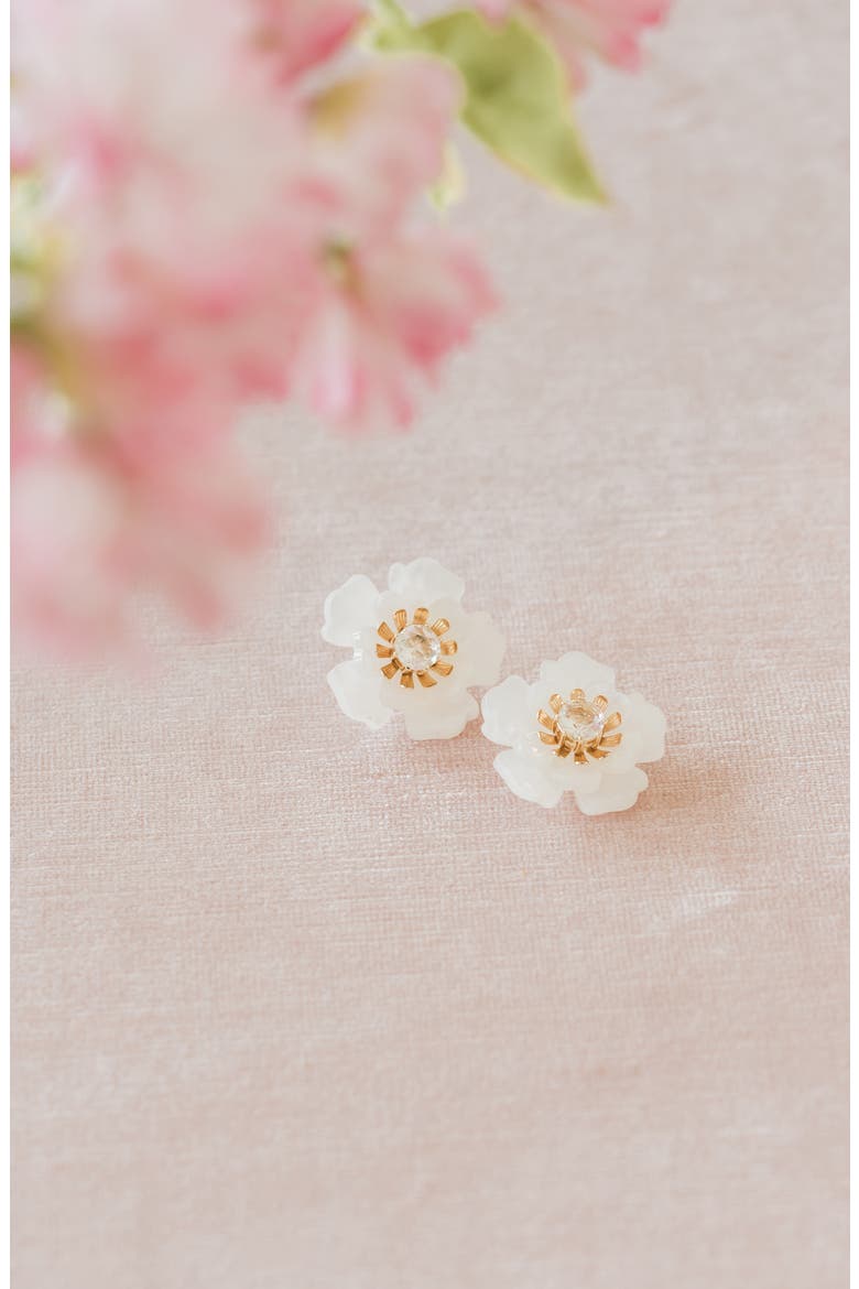 Floral Statement Button Stud Earrings, Alternate, color, IVORY- GOLD