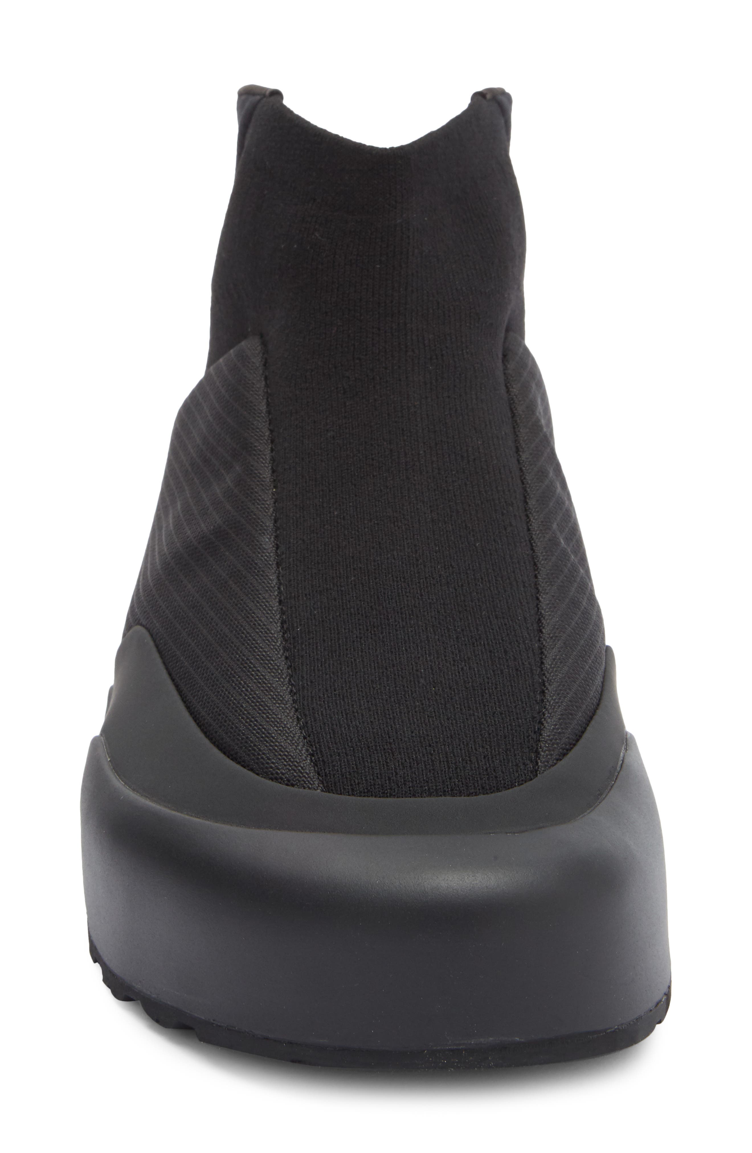 Arc'teryx Kragg Slip-On Running Shoe, Alternate, color, Black / Black