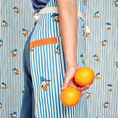 HEDLEY & BENNET HEDLEY & BENNETT DISNEY'S DONALD DUCK ESSENTIAL APRON 