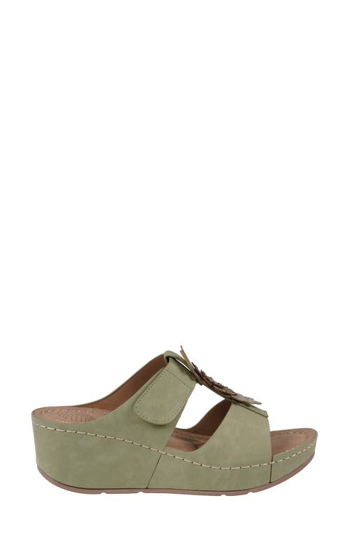Gc Shoes Talia Flower Wedge Sandal In Green