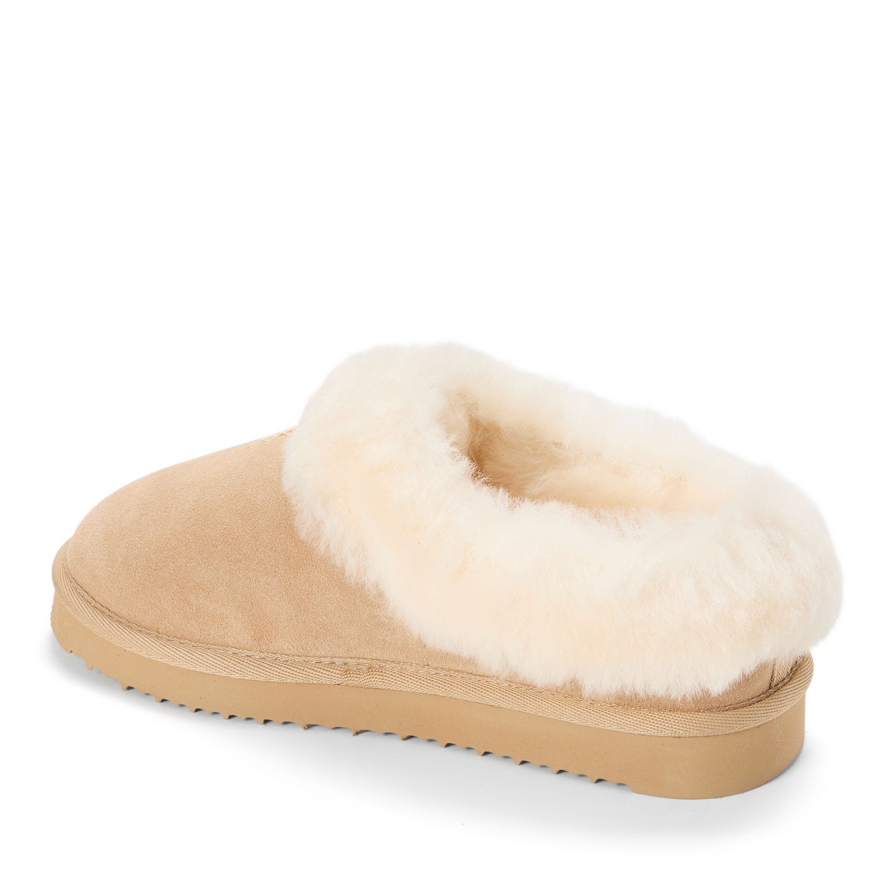 DEARFOAMS Fireside Adelaide Genuine Shearling Clog Slipper, Alternate, color, Sand