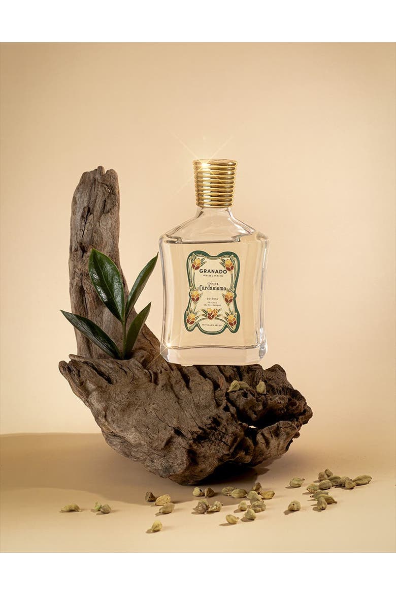 Sândalo & Cardamomo Eau de Cologne, Alternate, color, Clear