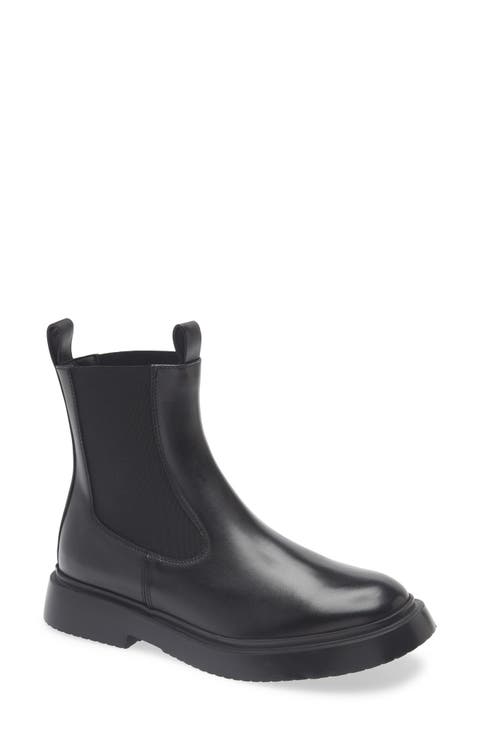 Bank Chelsea Boot (Women)