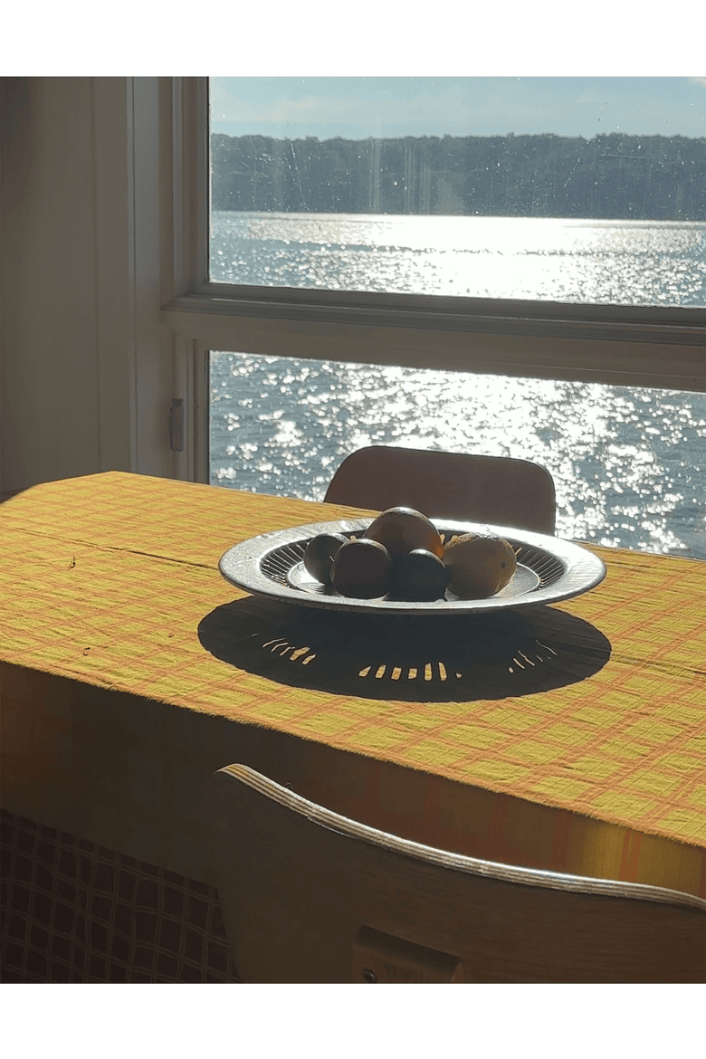 Grid Tablecloth Reversible, Alternate, color, MARTINI