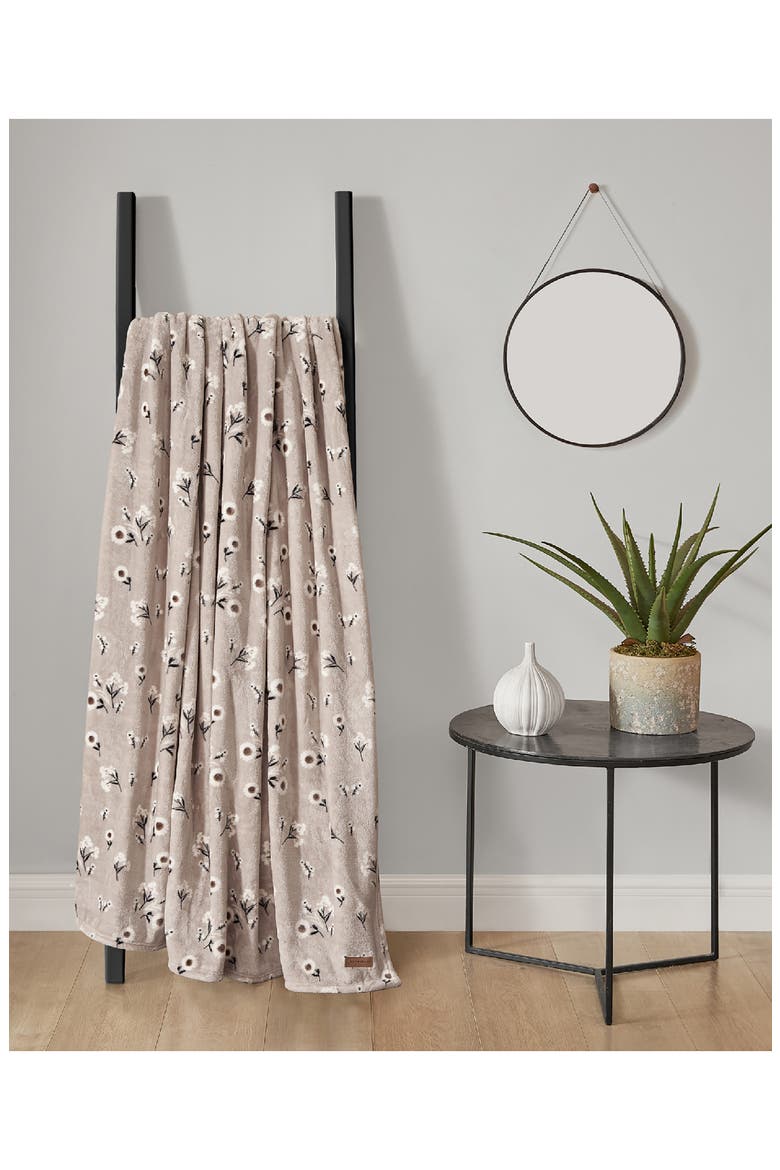 Cozy Plush Throw Blanket, Alternate, color, BEIGE FLORAL