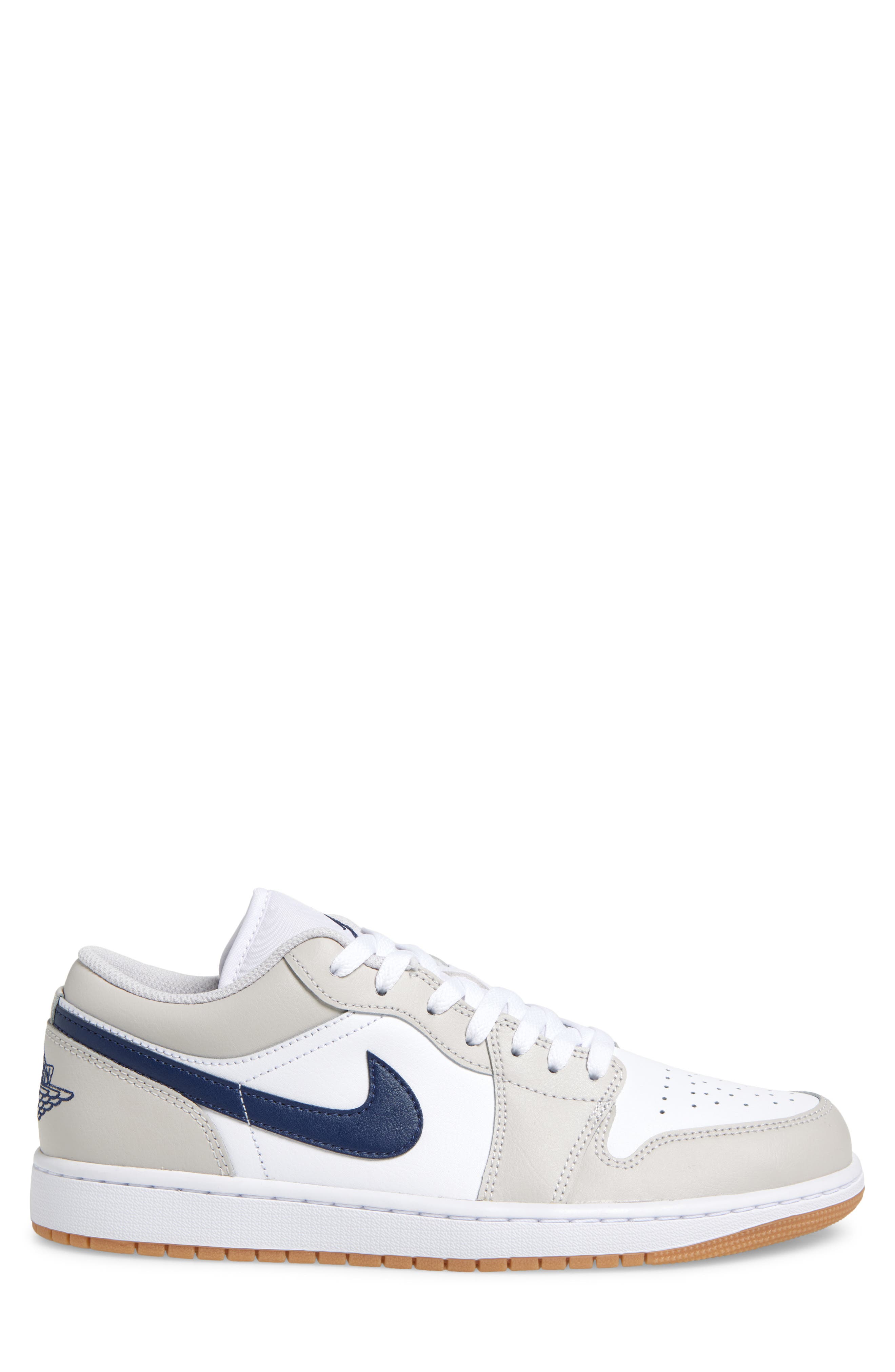 Jordan Air Jordan 1 Low Basketball Sneaker, Alternate, color, 146 White/Mnnavy