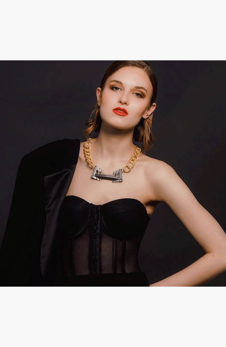 Samantha Siu - New York The Gotham Nights Necklace, Alternate, color, Gold