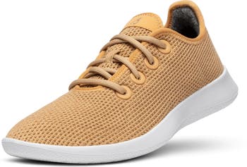 Pacer Sneaker
