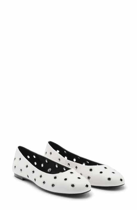 Grommet Ballet Flat