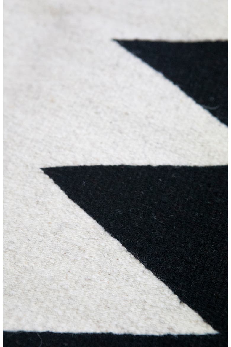Zapotec Zig Zag Handwoven Flatweave Wool Rug, Alternate, color, Black