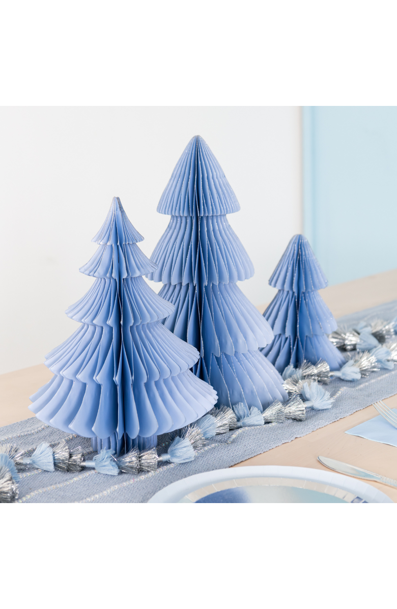 Jollity
Co Holiday Honeycomb Set, Alternate, color, Wedgewood Tress