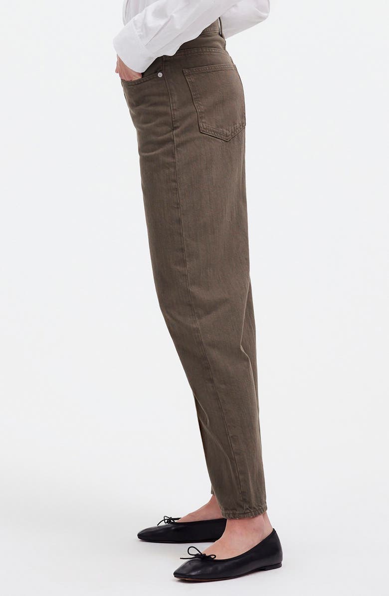 Madewell The Darted Barrel Leg Jeans, Alternate, color, Driftwood Brown