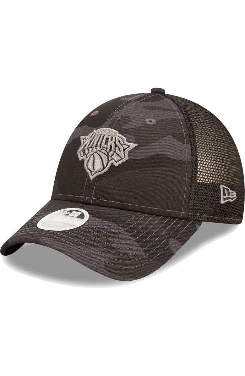New Era Women's New Era  Charcoal New York Knicks Camo Glam 9FORTY Trucker Snapback Hat, Main, color, 