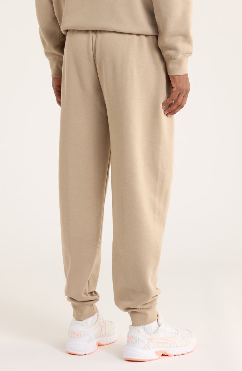 PUMA Maximal Metallic Logo Sweatpants, Alternate, color, Ice Coffee