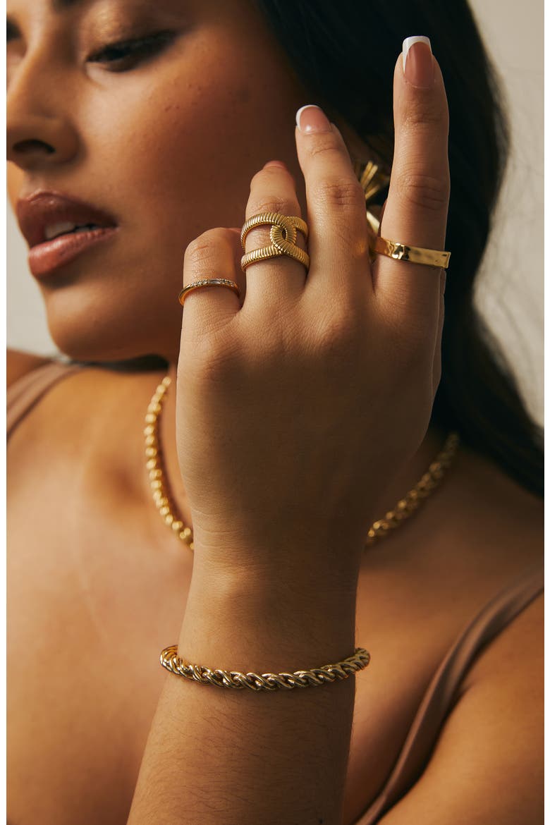 Mae Ring, Alternate, color, GOLD