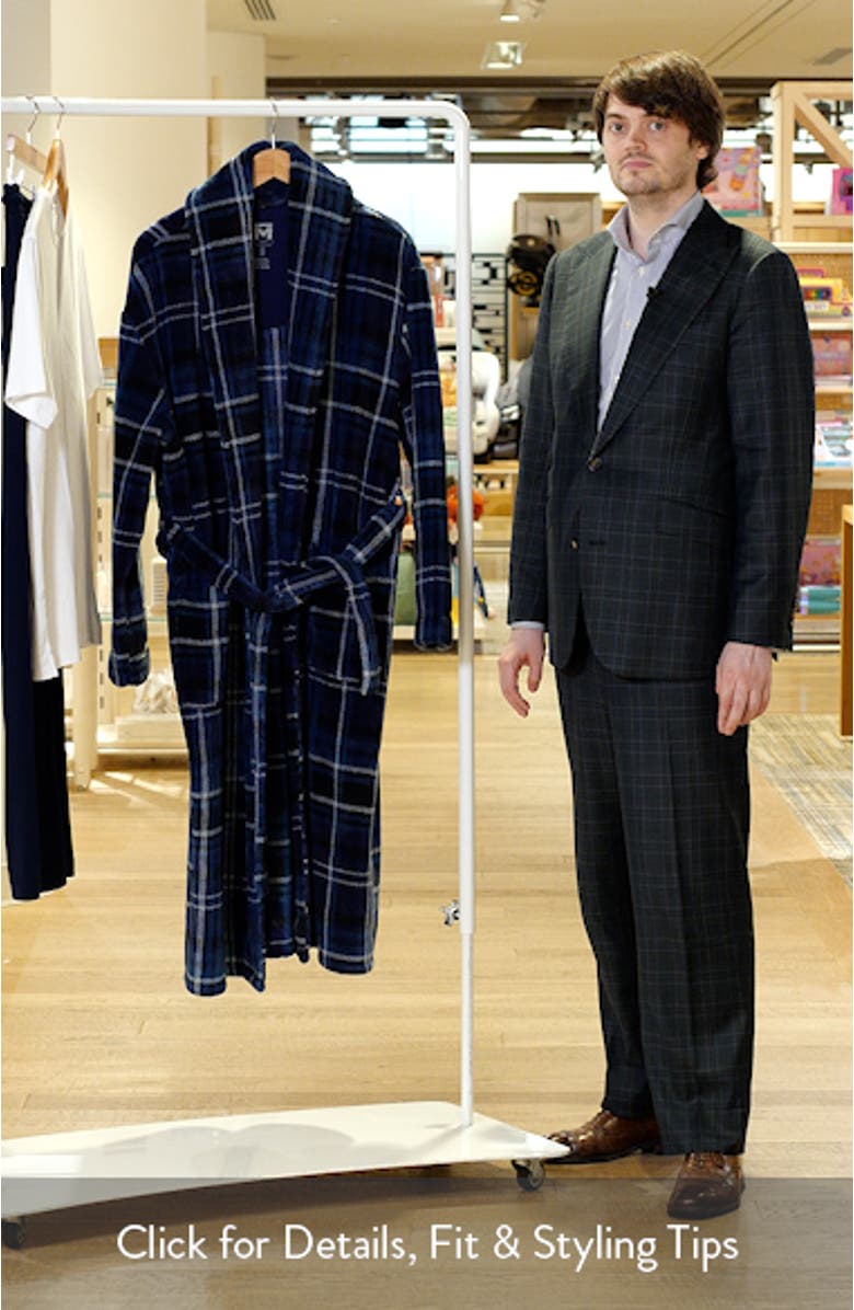 Smoky Mountain Plush Fleece Robe, sales video thumbnail