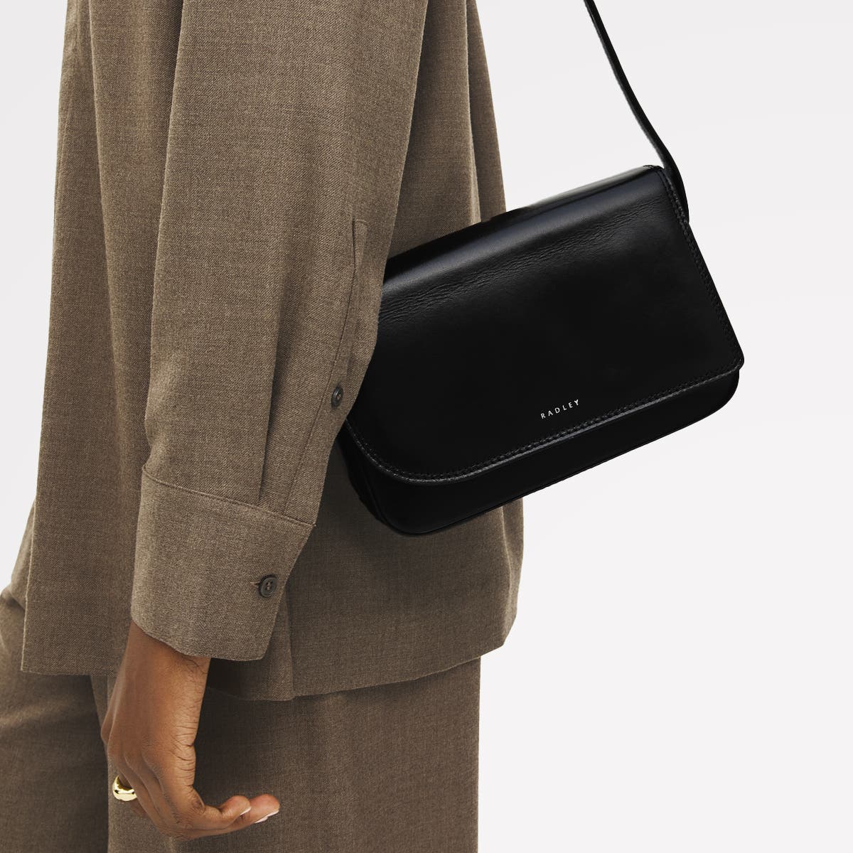 Radley Pocket Street Small Flapover Crossbody Bag, Alternate, color, Black