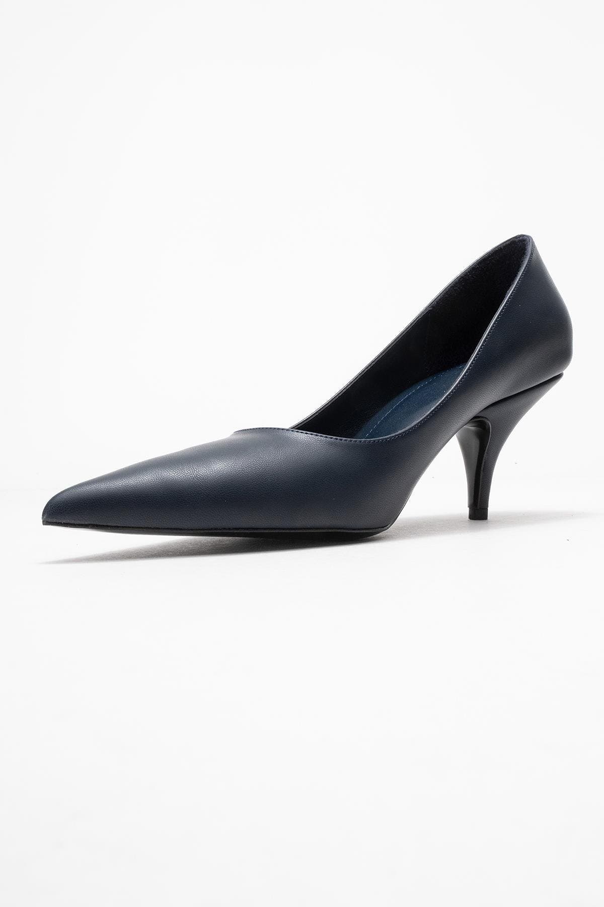 Marcus Pointed Toe Pump, Alternate, color, Navy