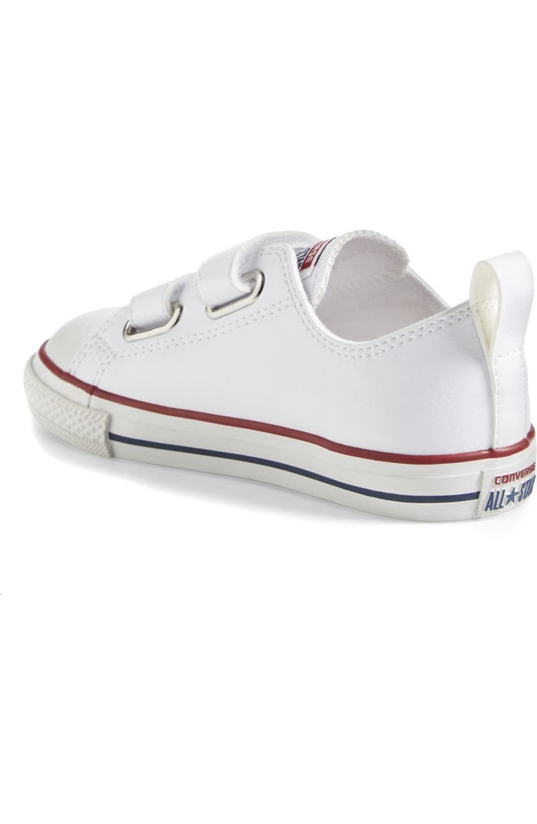 Converse Chuck Taylor<sup>®</sup> All Star<sup>®</sup> 2V Sneaker, Alternate, color, White