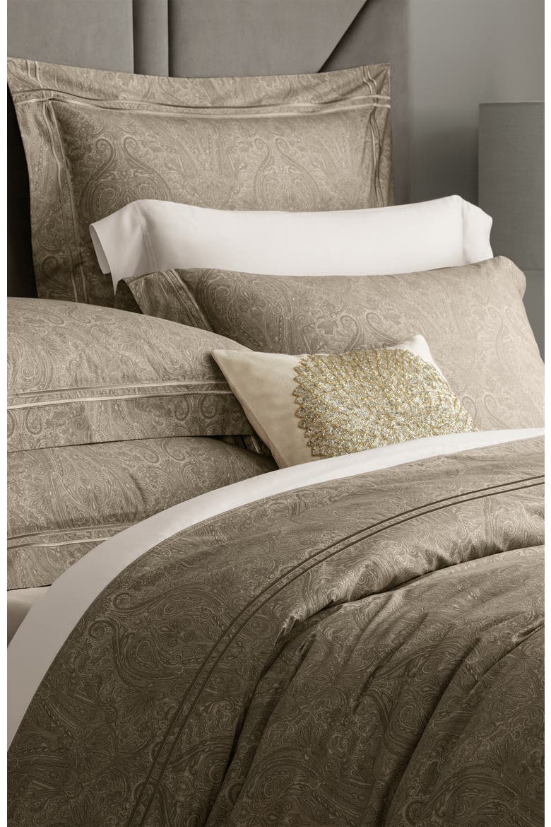Lavigne duvet cover, Alternate, color, Brown