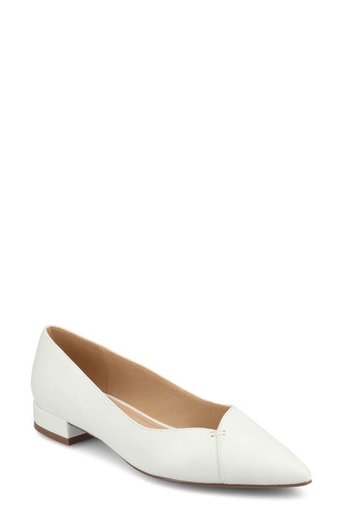 Carmin Pointed Toe Flat (Women)