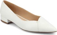 Journee Collection Carmin Pointed Toe Flat