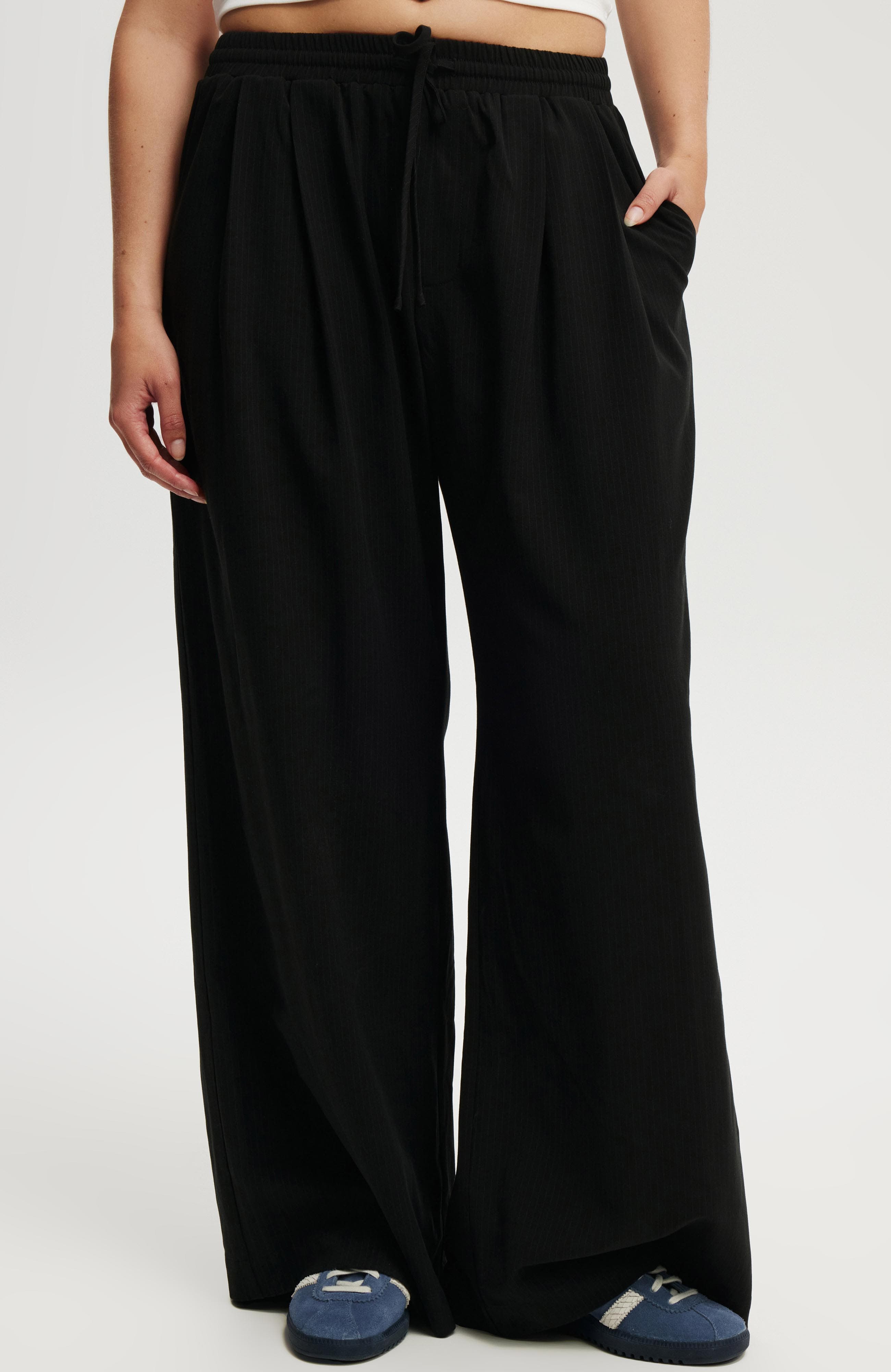 Women's Luis Pull On Suiting Pant