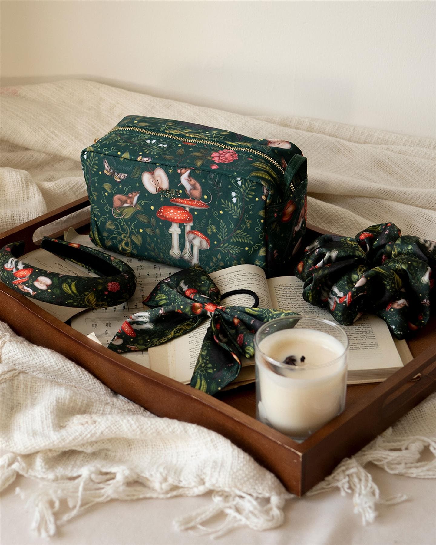 Fable England Into the Woods Travel Pouch, Alternate, color, Green