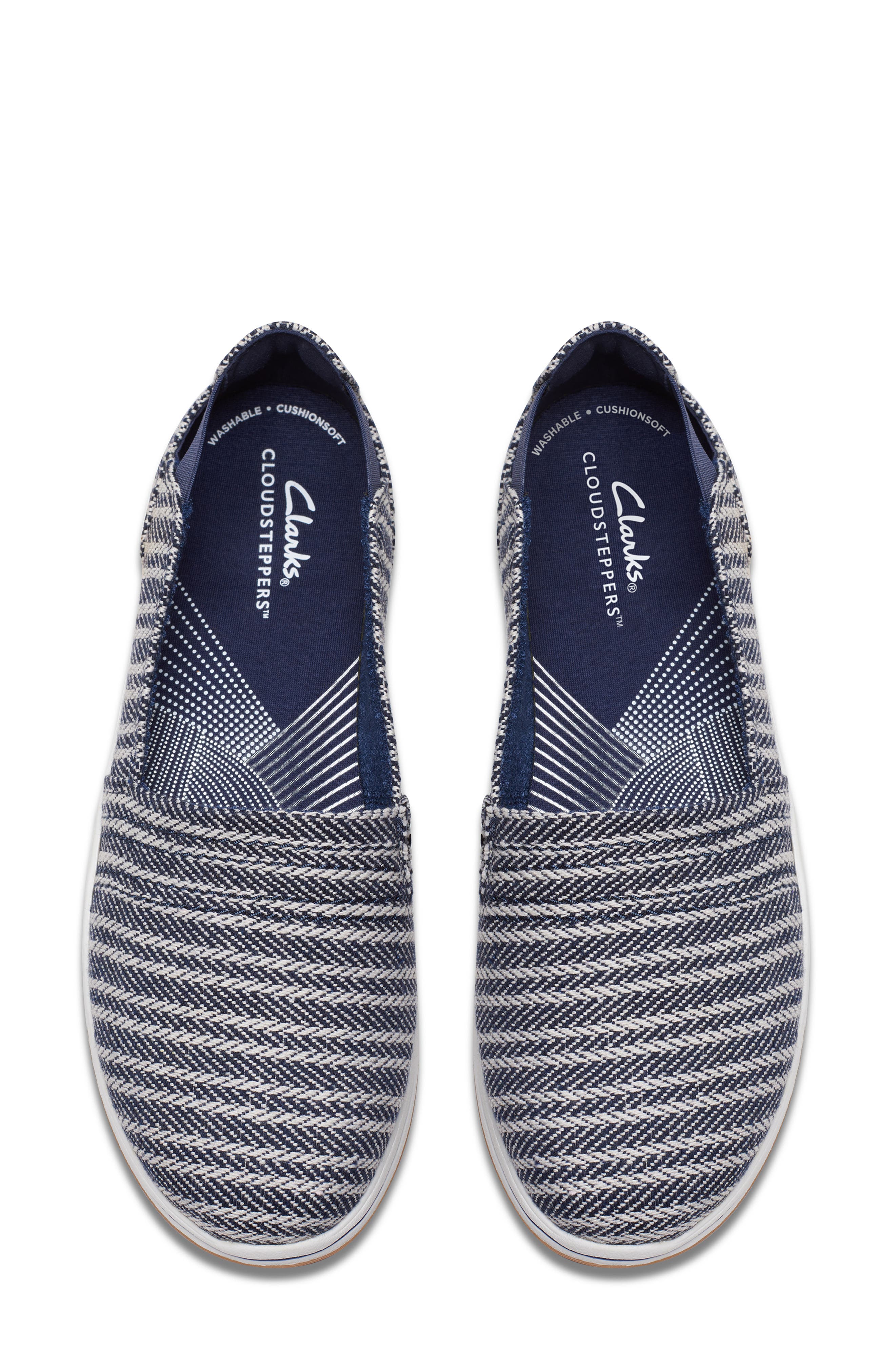 Clarks<sup>®</sup> Breeze Step II Sneaker, Alternate, color, 