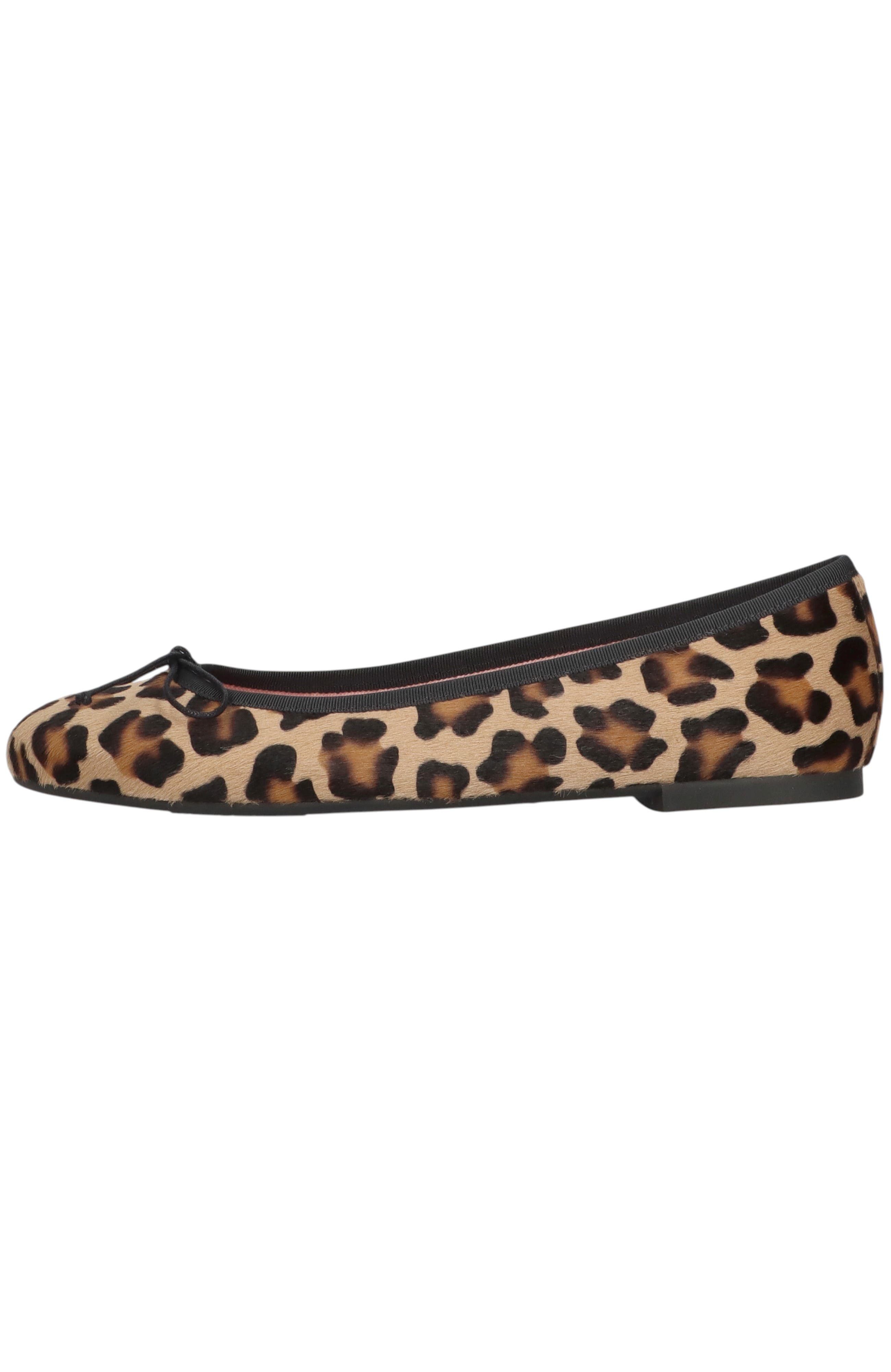 Pretty Ballerinas Round Toe Leopard Ballet Flat, Alternate, color, Leopard