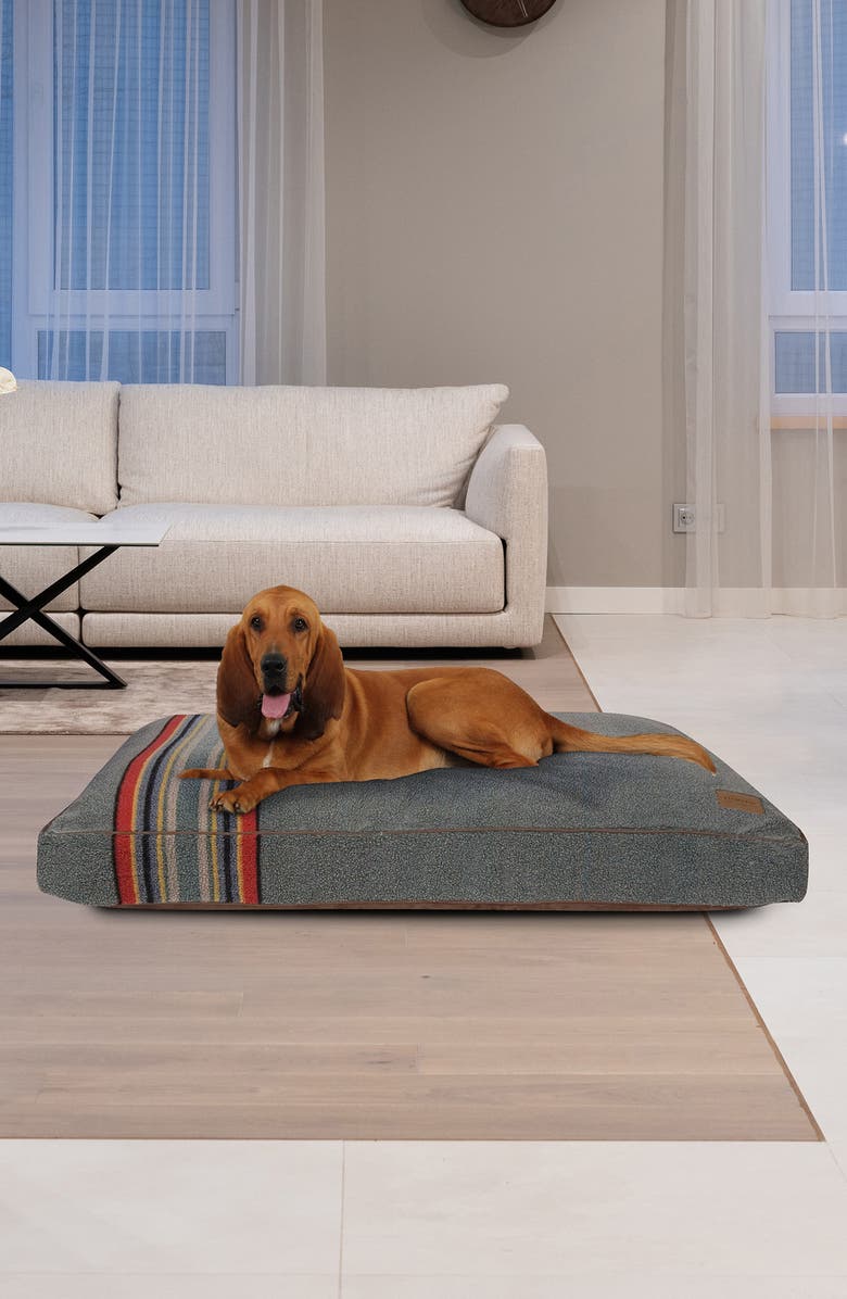 Pendleton Yakima Camp Napper Dog Bed, Alternate, color, Heather Green