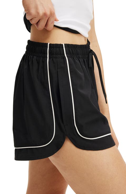 Women's Active Woven Curved Hem Short