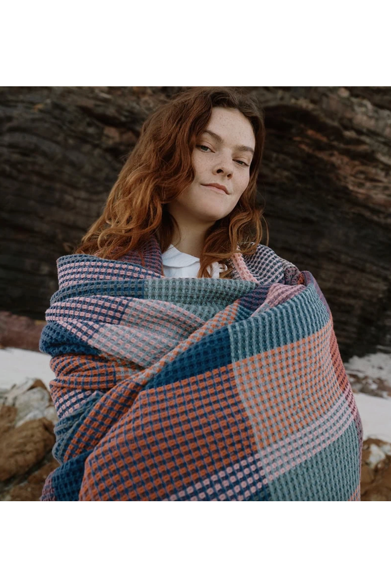 Vrou Vrou Blanket, Alternate, color, Nebula