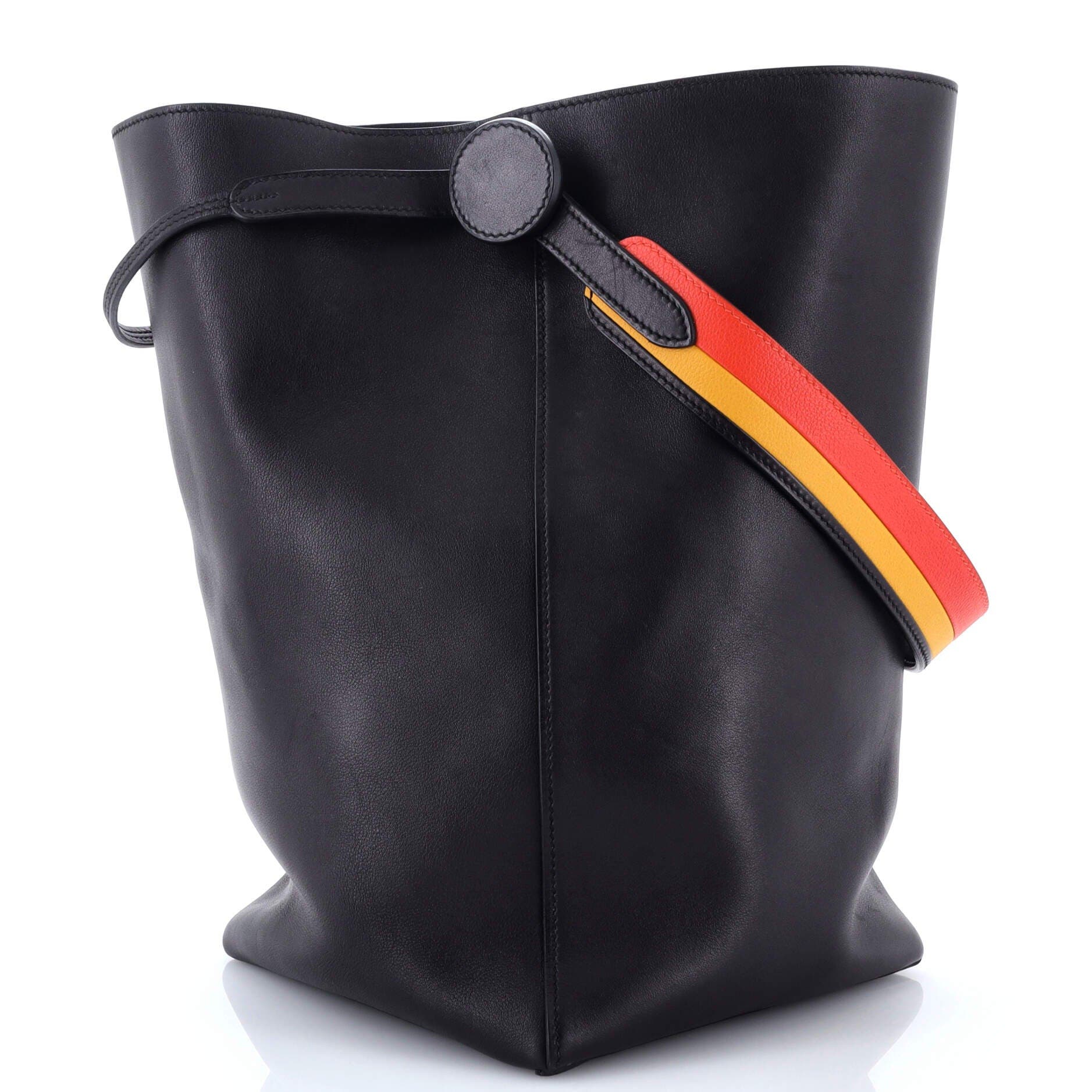 Pre-Owned Hermes Licol Bag Volupto 19, Main, color, Noir