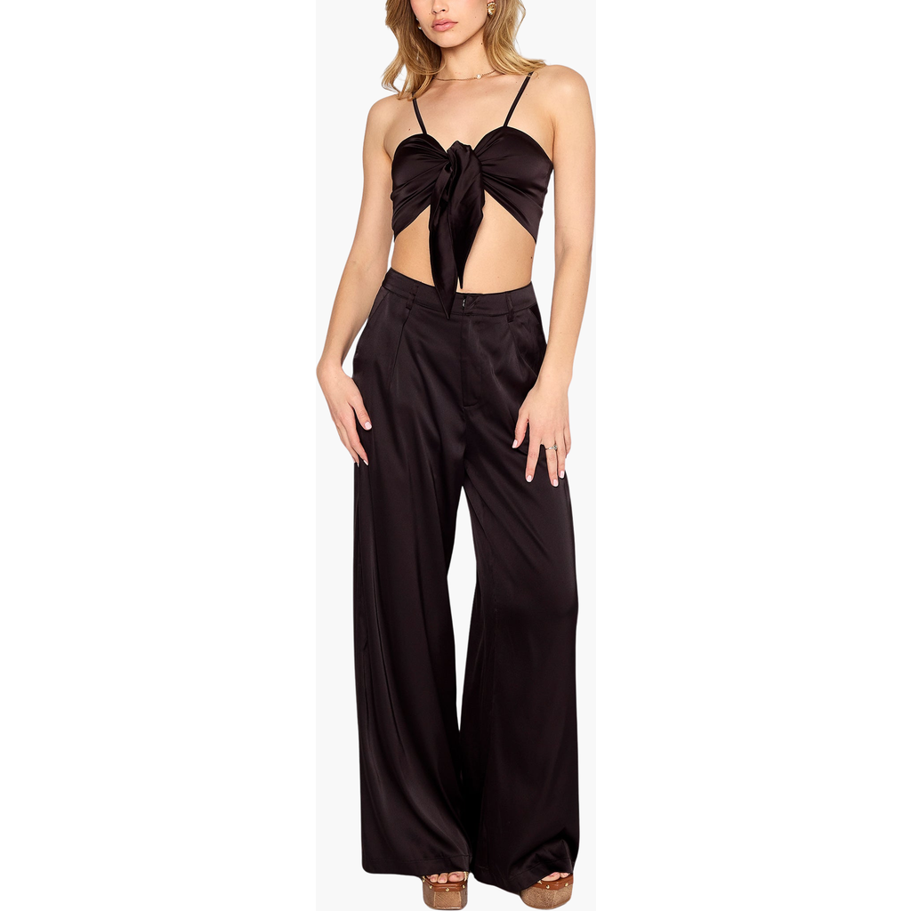 Beach Bunny Swimwear Eastyn Crop Top In Black