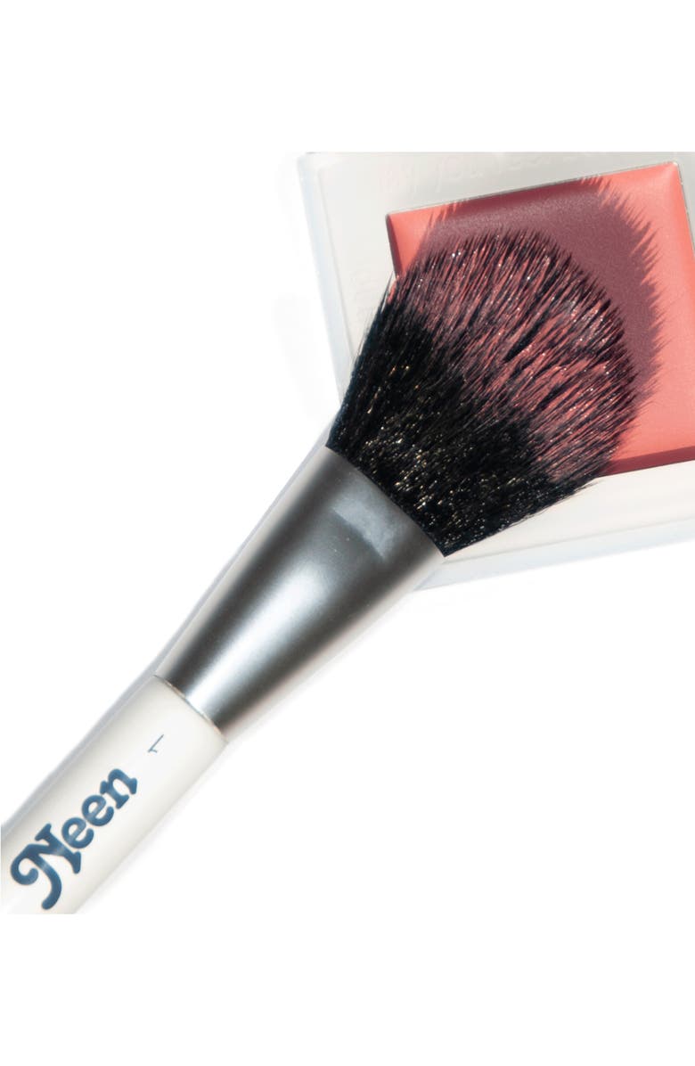 Neen Dual-Ended Cheek & Face Brush, Alternate, color, Duo Cheek Face