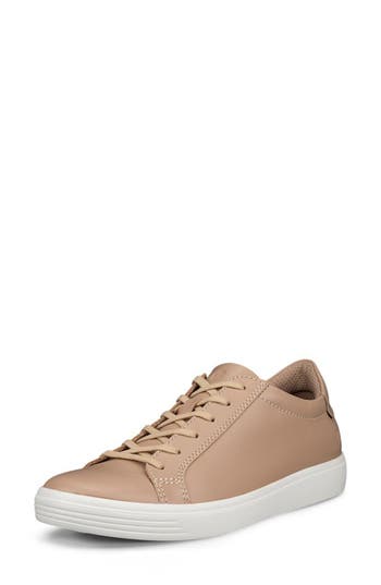 Ecco Soft Classic Leather Sneaker In Beige