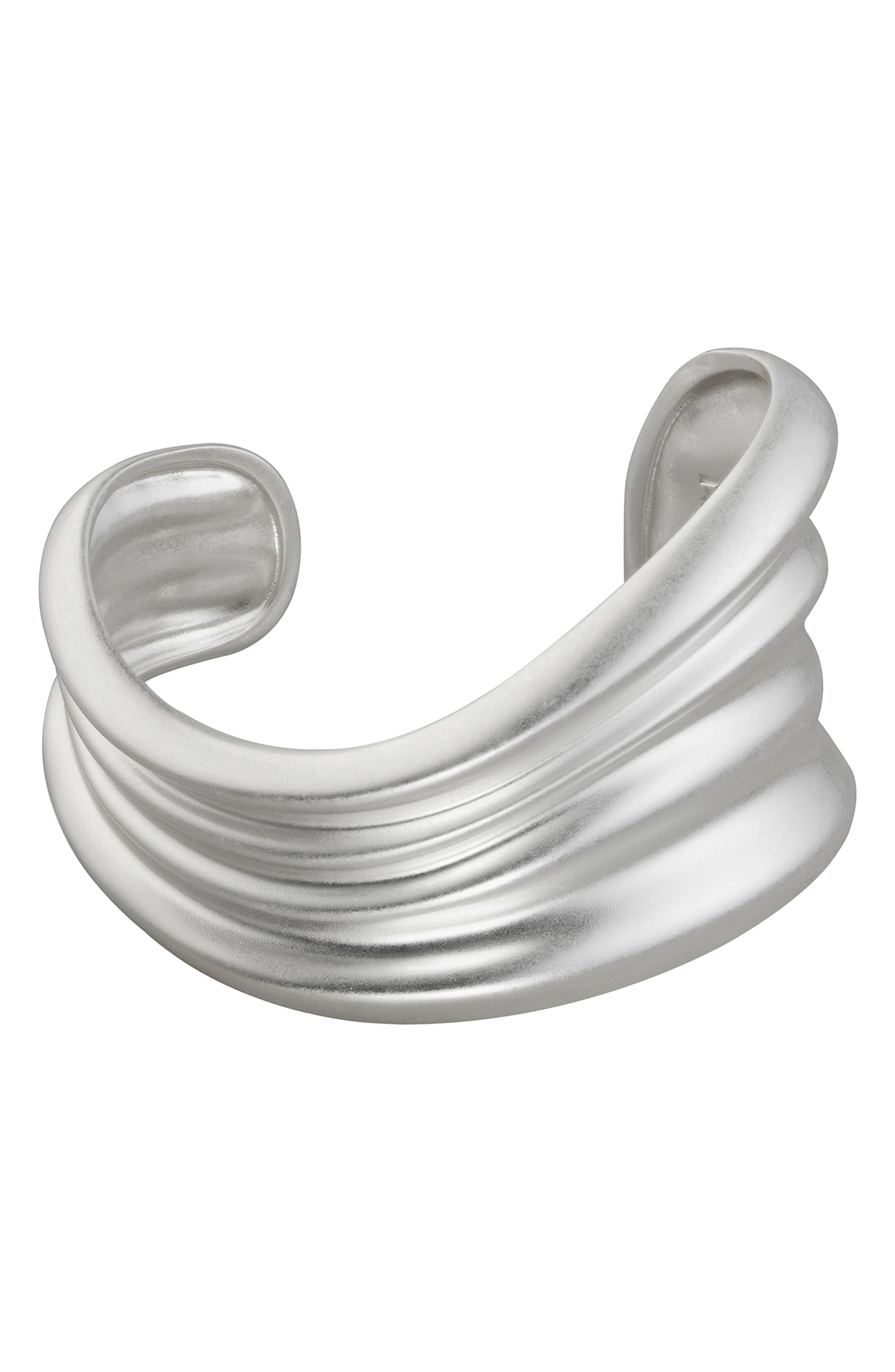 selected SILVER TONE