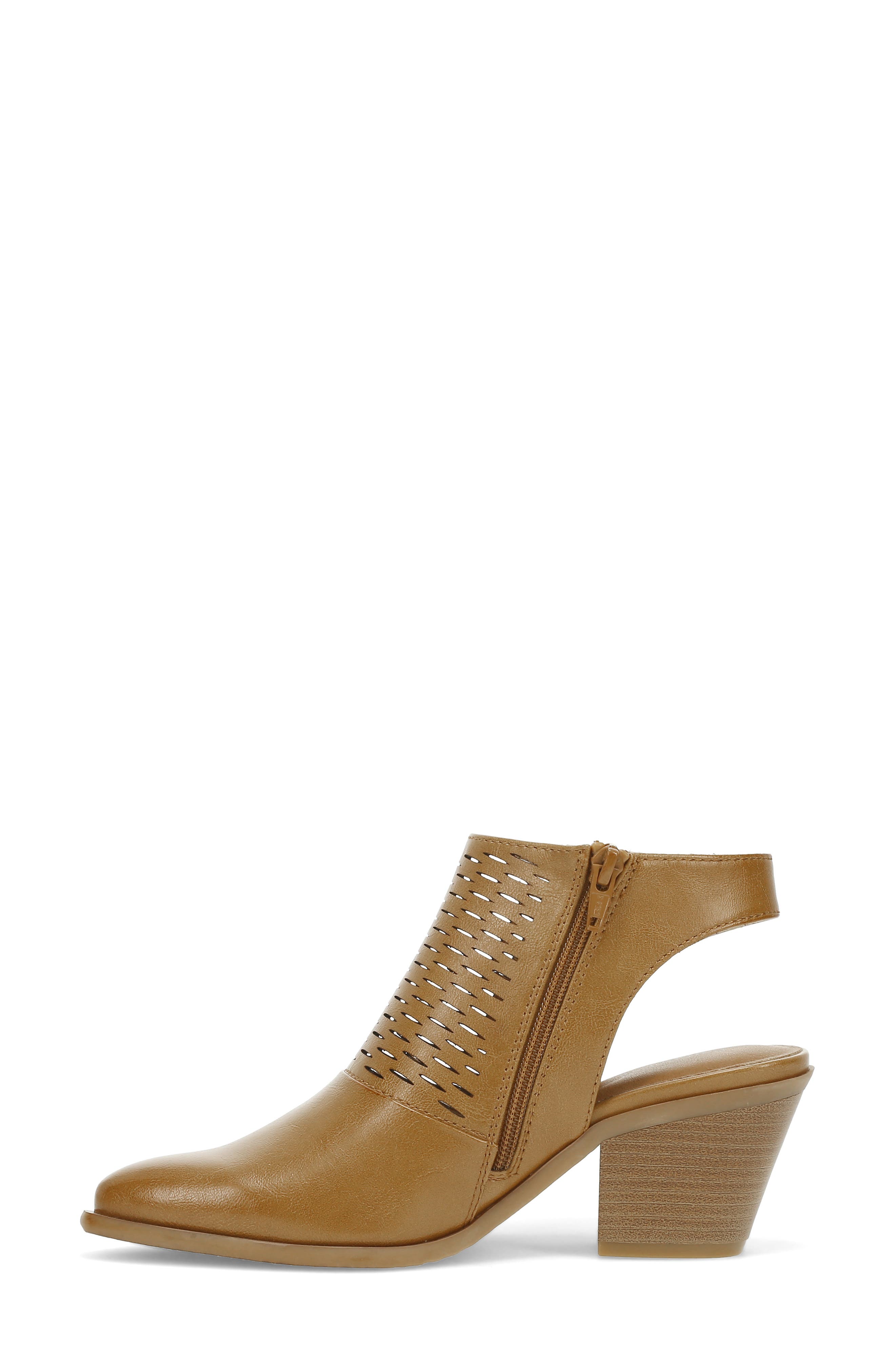 BARETRAPS Yangley Block Heel Bootie, Alternate, color, Light Almond
